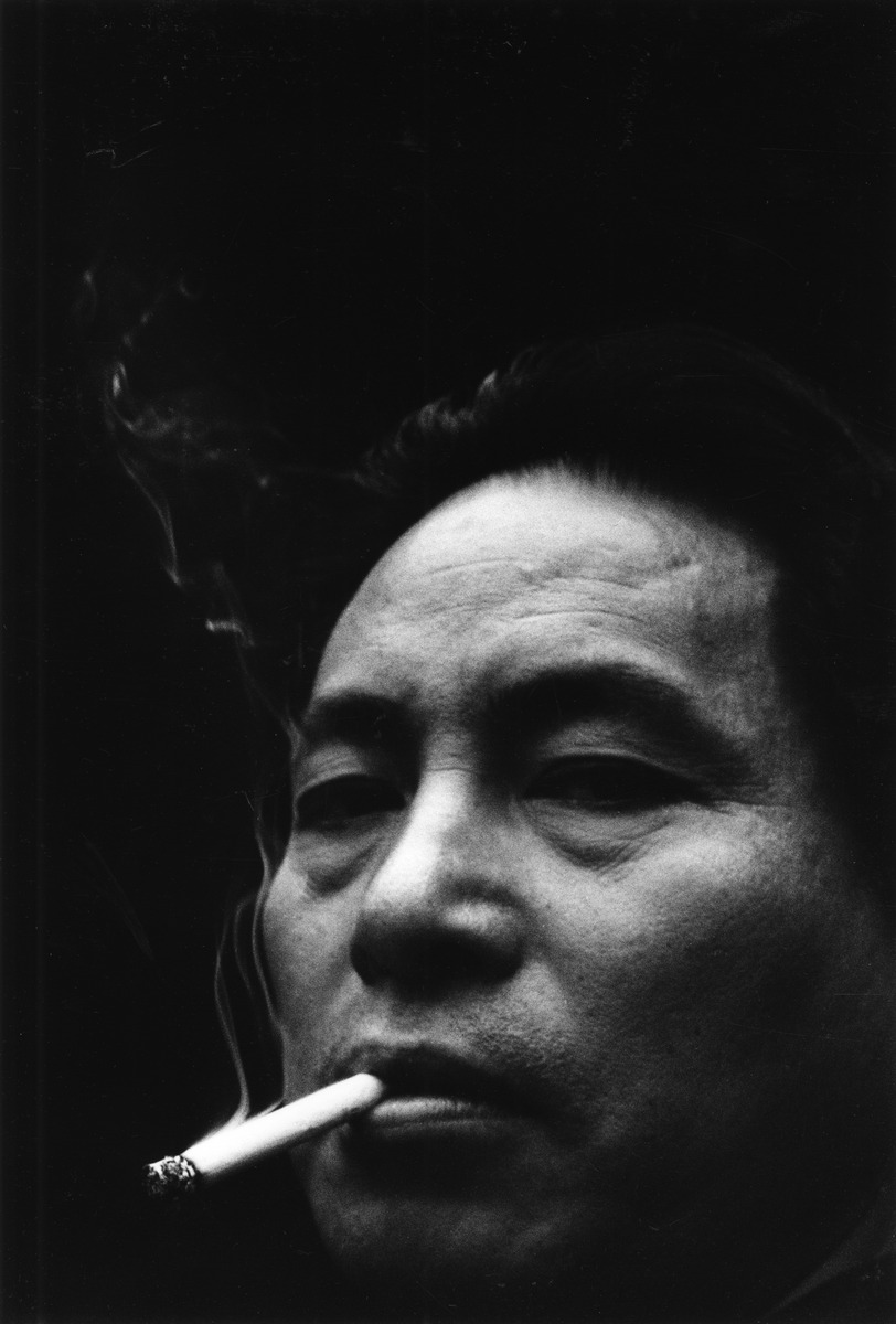 DOMON KEN autoritratto